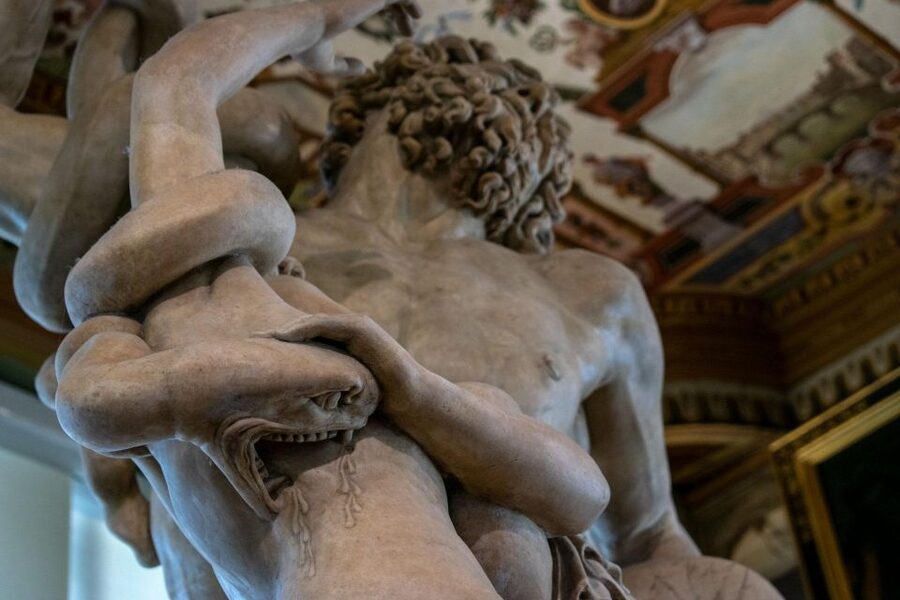 Florence: Uffizi Official timed Entry Ticket & Audio Guide - Getting inside through entrance 1