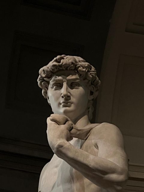 Florence: Uffizi Small-Group Tour (Max 9) + Vasari Option - My recommendation