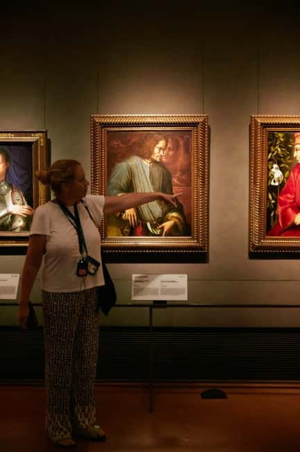 Florence: Uffizi Tour with Art Expert Guide & Combo Options - Leonardo, Michelangelo, and the high point of the route