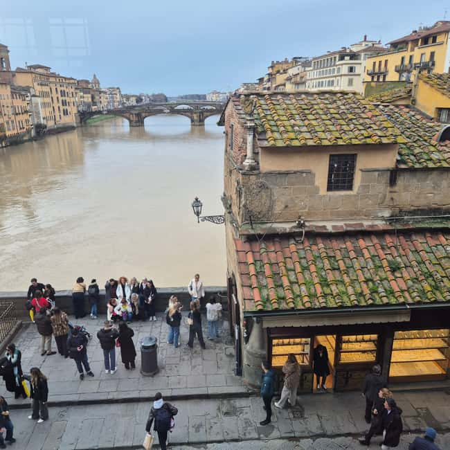 Florence: Vasari Corridor and Uffizi Gallery Exclusive Tour - What the private format changes
