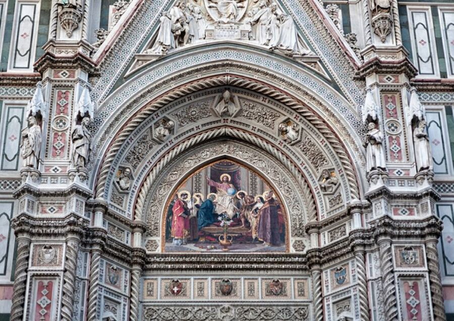 Florence: Walking Tour with Accademia Gallery - Finishing at Ponte Vecchio