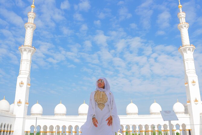 From Dubai: Abu Dhabi Day Tour with Grand Mosque & Louvre Museum - What can make the day feel rushed