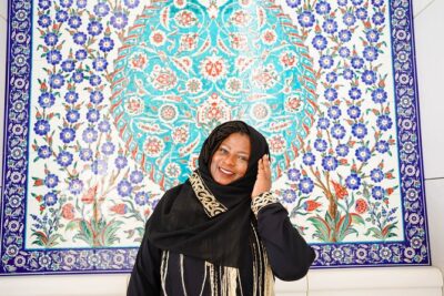 Abu Dhabi Full-Day Trip with Louvre & Grand Mosque