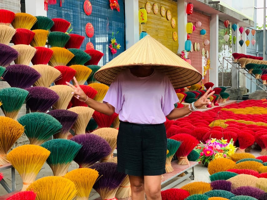 From Hanoi: Incense Village, Conical Hat and HaThai Art Tour - What the guides add to the day