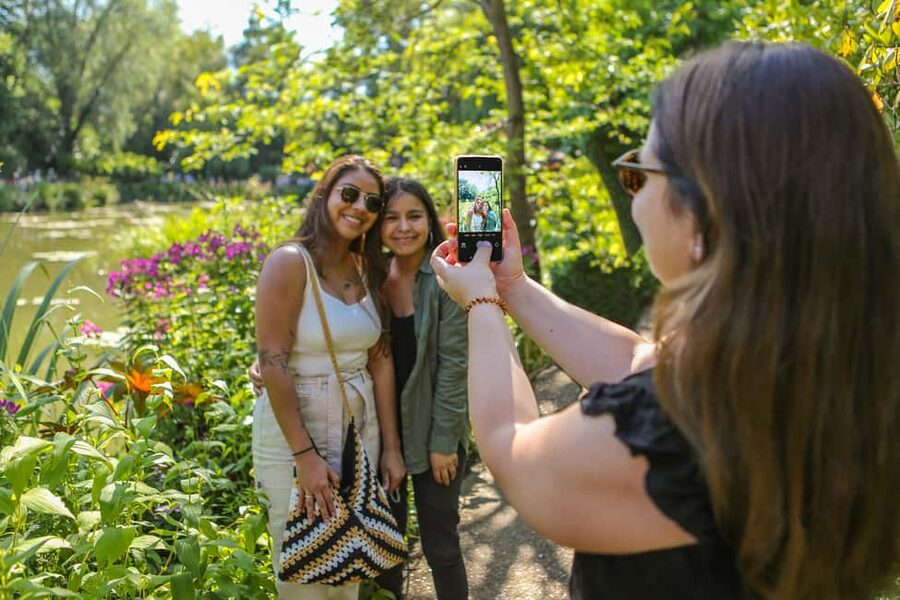 From Paris: Monet Impressionism Tour to Giverny by Minibus - Why Giverny makes a worthwhile half-day from Paris
