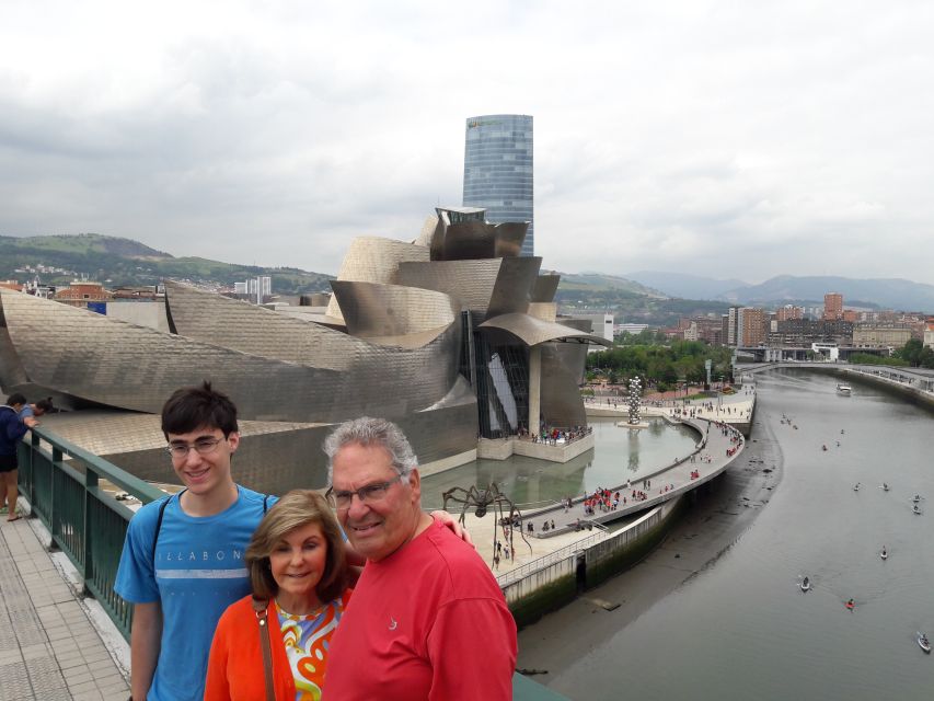 From San Sebastian: Bilbao & Guggenheim Museum Private Tour - Reaching the Guggenheim on the Nervion River