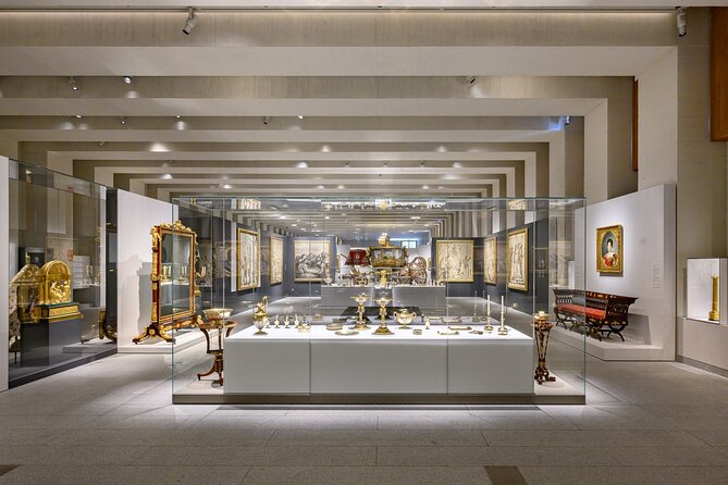Gallery of the Royal Collections with option to visit the Royal Palace - Key points to know before you book