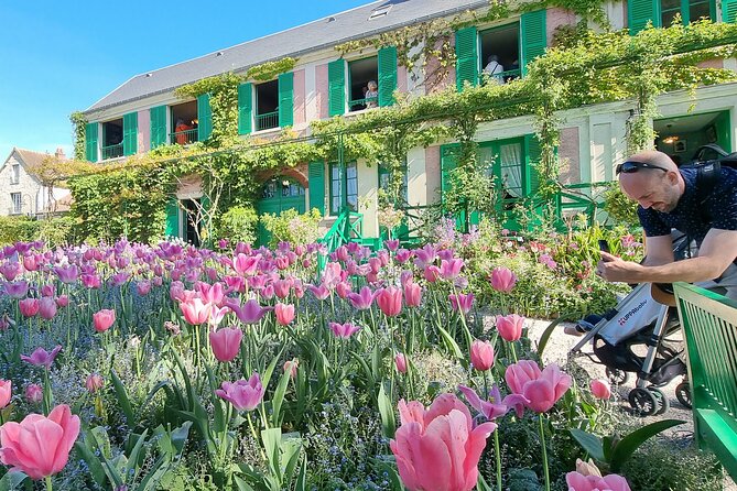 Giverny Auvers Van Gogh Private Guided Day Tour from Paris - Timing, booking, and the firm cancellation rule
