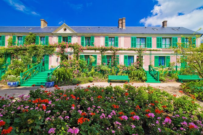 Giverny Monet's Garden & Auvers-sur-Oise with Van Gogh House Full Day From Paris - Auberge Ravoux and Van Gogh’s final days