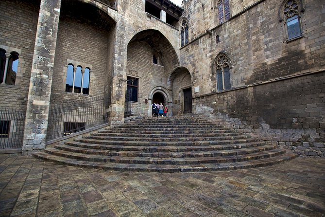 Gothic Quarter & Picasso Museum Private tour - A private tour means the guide matters