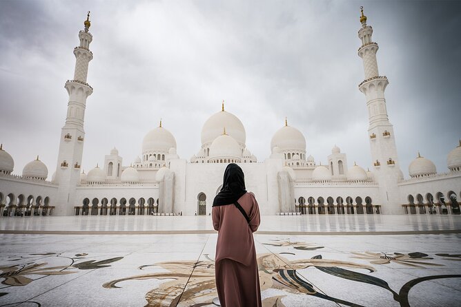 Grand Mosque Qasr Al Watan and Louvre Museum From Dubai Tour - A fast route from Dubai to Abu Dhabi’s grandest sights