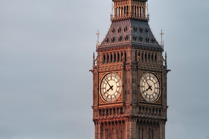 Great Artists : Impressionists, Monet & Private Art Studios - The Thames Path and the St. Thomas Hospital viewpoint