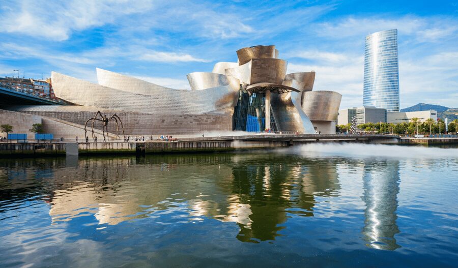 Guggenheim Museum Bilbao Private Tour with Official Guide - Is $212 per person a fair price?