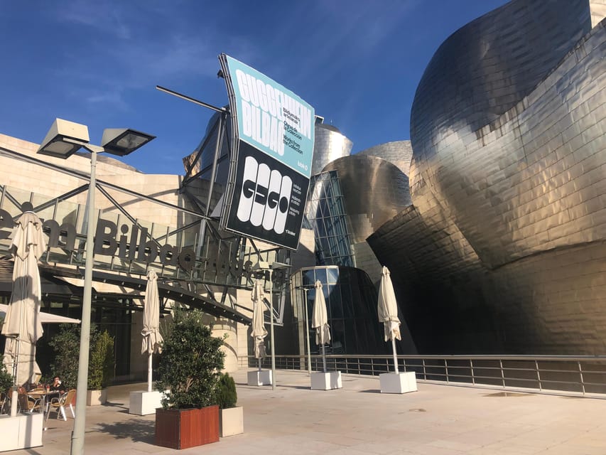 Guggenheim Museum Private Tour - The exterior visit and Bilbao’s bold museum building
