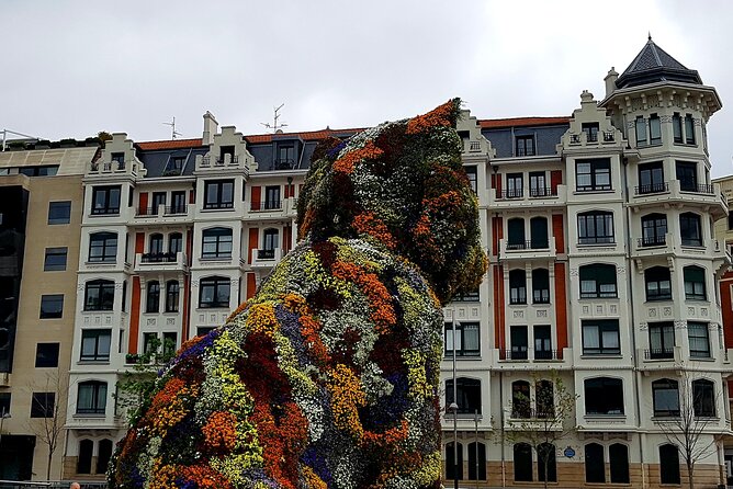 Guided tour of the Guggenheim Museum Bilbao in Spanish - Why this Guggenheim tour is different