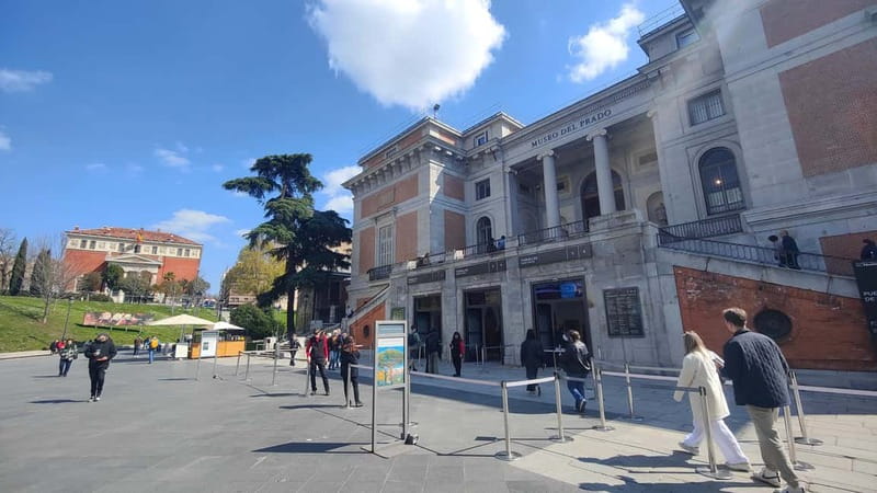 Guided tour of the Prado Museum in French - Goya, Velázquez, Titian, Bosch, and El Greco