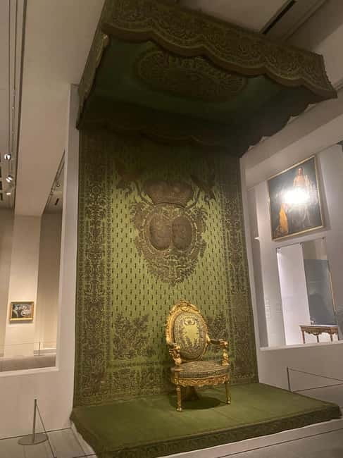 Guided Tour of The Royal Collections Gallery - Is $41 a fair price?