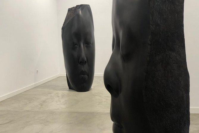 Hidden Art Galleries and Artist's Studio in Madrid - Finishing at Maria’s studio near Iglesia