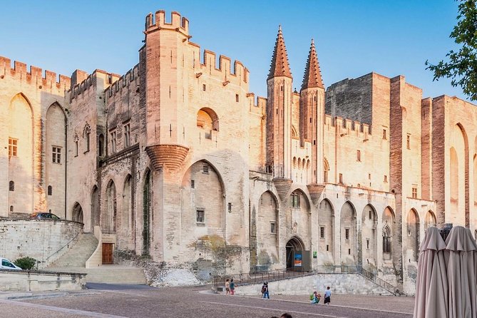 History and Van Gogh in Provence from AIX-EN-PROVENCE - The guide can make or break the day