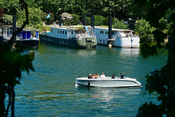 Impressionists River Cruise in Asnières-sur-Seine - How the private format affects the value
