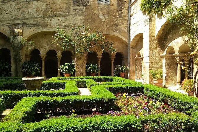 In the footsteps of Van Gogh in Provence from Avignon - What the $119.73 price buys you