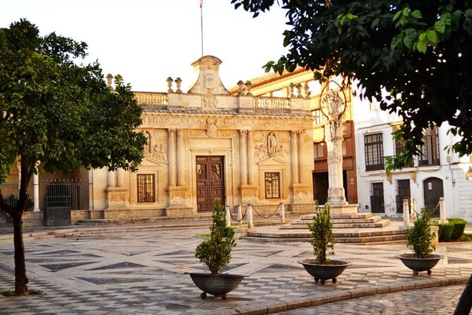 Jerez de la Frontera History and Art Walking Tour - Plaza del Arroyo and the Bertemati Palace