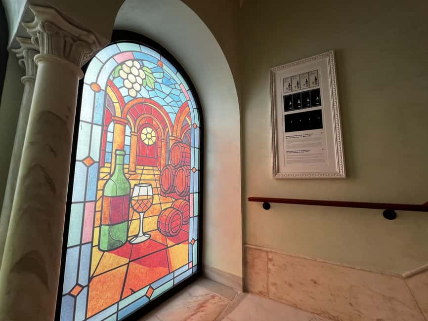 Jerez de la Frontera: Sherry Gallery and San Dionisio Palace - The 45-minute guided tour