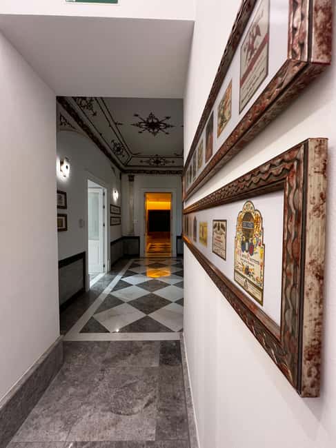 Jerez de la Frontera: Sherry Gallery and San Dionisio Palace - Four sherries and a savory snack