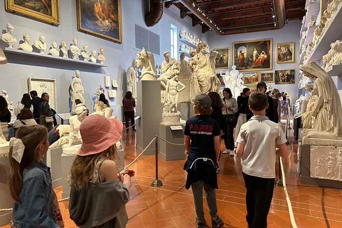 Kid-friendly Michelangelo Tour with David and Accademia Gallery - Why this tour works for families
