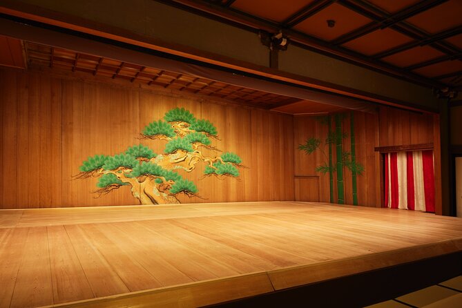 Kyomai Dance by Maiko Geiko and Visits of Gion Art Museum Kyoto - Who will enjoy this most?