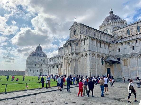 Livorno Shore Excursion: Florence & Pisa with Accademia and Tower - Timing, group size, and getting back to your ship