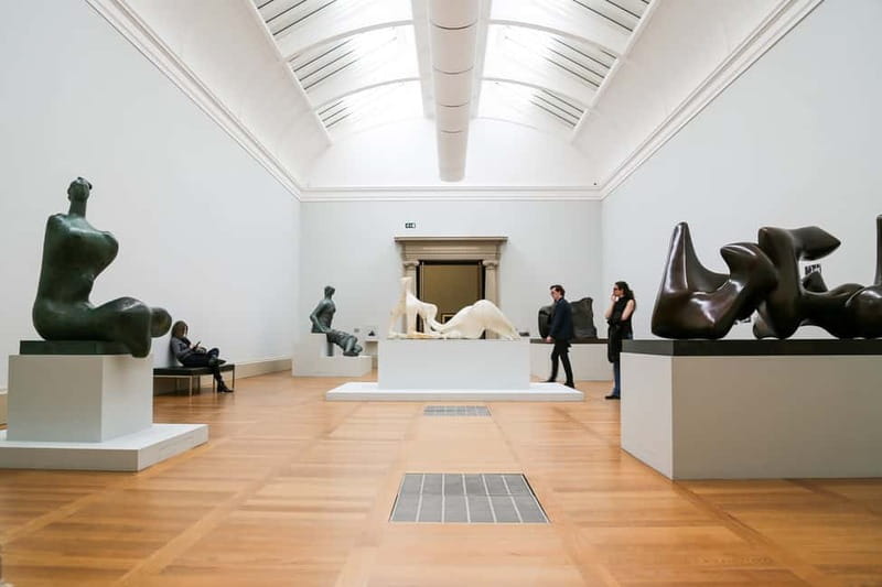 London: 3 Most Famous Art Galleries Tour - Starting at the National Gallery with Van Gogh and da Vinci