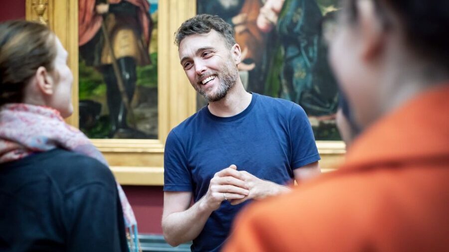 London: National Gallery Guided Tour and Afternoon Tea - The one-hour gallery tour: a smart first taste