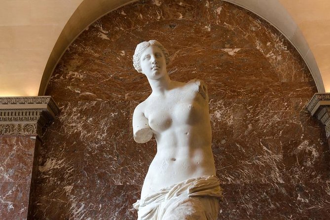 Louvre Essential Private tour - The Medieval Fortress Beneath the Museum