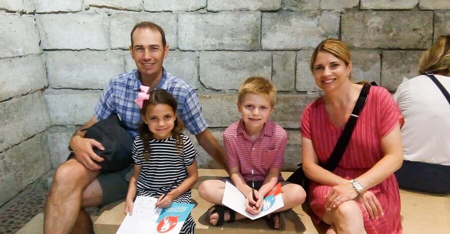 Louvre Guided Treasure Hunt for Families and Kids - Why this Louvre tour works for families