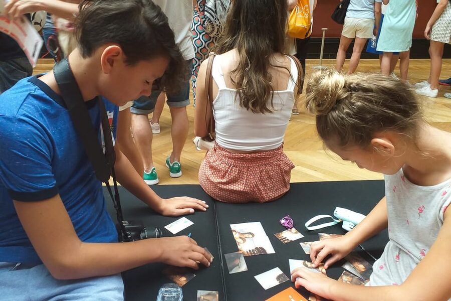 Louvre Guided Treasure Hunt for Families and Kids - How the clue cards keep children moving