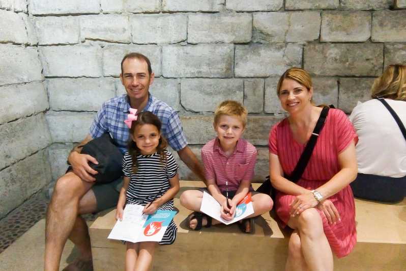 Louvre Guided Treasure Hunt for Families and Kids - Meeting near the pyramid and starting the hunt