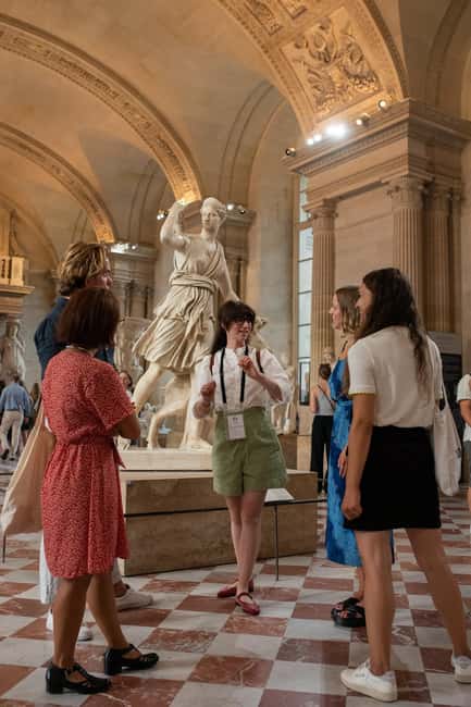 Louvre Highlights Guided Tour with Reserved Entry - Private or semi-private: choosing the right format