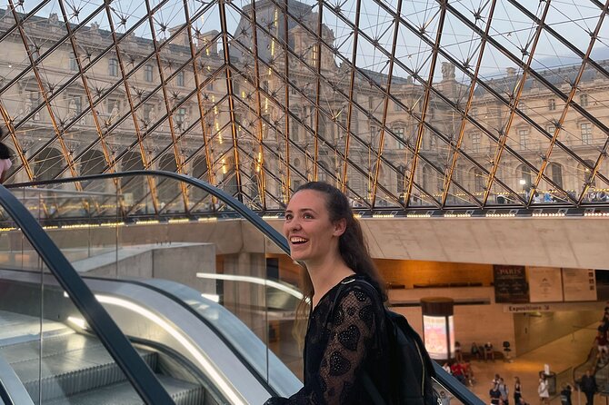 Louvre Late Opening Private Tour – Fewer Crowds & Highlights - Crowds, famous art, and realistic expectations