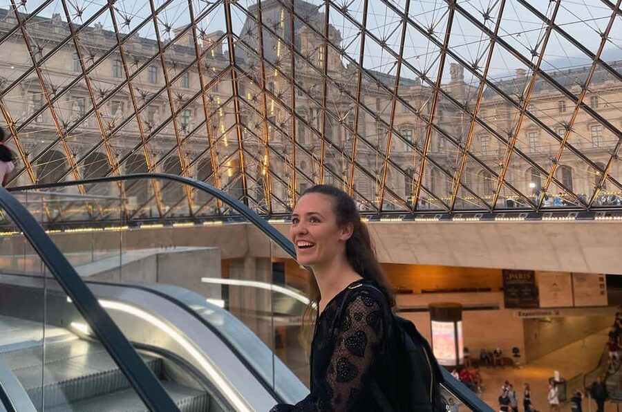 Louvre Late Opening Tour: Private Experience & Highlights - Why an evening Louvre visit changes the experience
