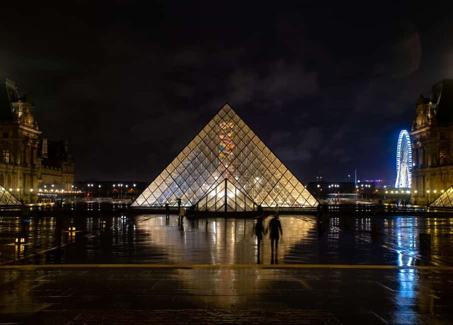 Louvre Late Opening Tour: Private Experience & Highlights - Picking the right evening