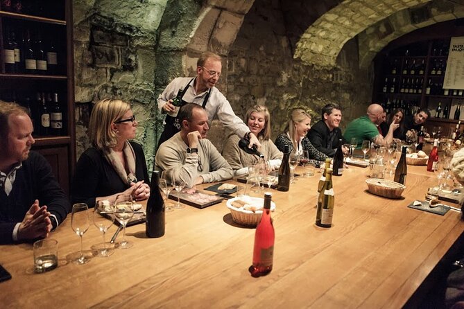 Louvre Masterpieces Express Guided Tour & French Wine Tasting - Three wines with cheese and charcuterie at Ô Chateau