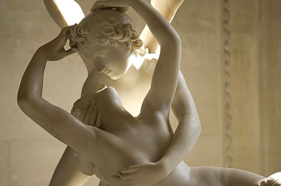 Louvre Masterpieces Private Guided Tour with Reserved Access - Starting beneath the Louvre Pyramid