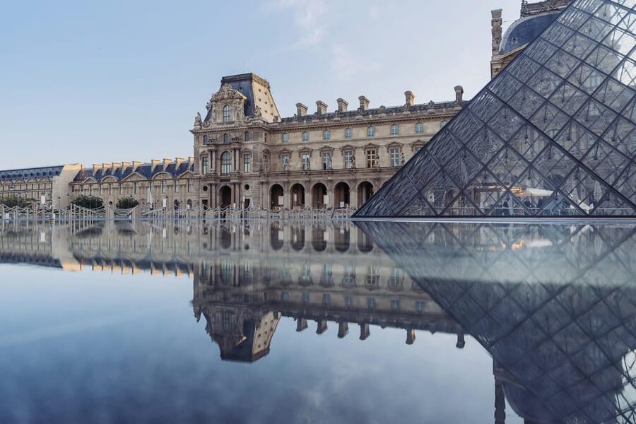 Louvre & Mona Lisa Small Group Tour with Reserved Entry - French painting and Liberty Leading the People