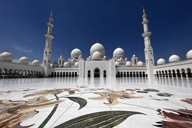 Louvre Museum & Abu Dhabi Grand Mosque Tour in A Private Vehicle - The chauffeur can shape the day