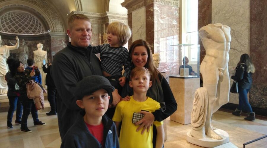 Louvre Museum Child-Friendly Private Tour for Families - Key points to know before booking