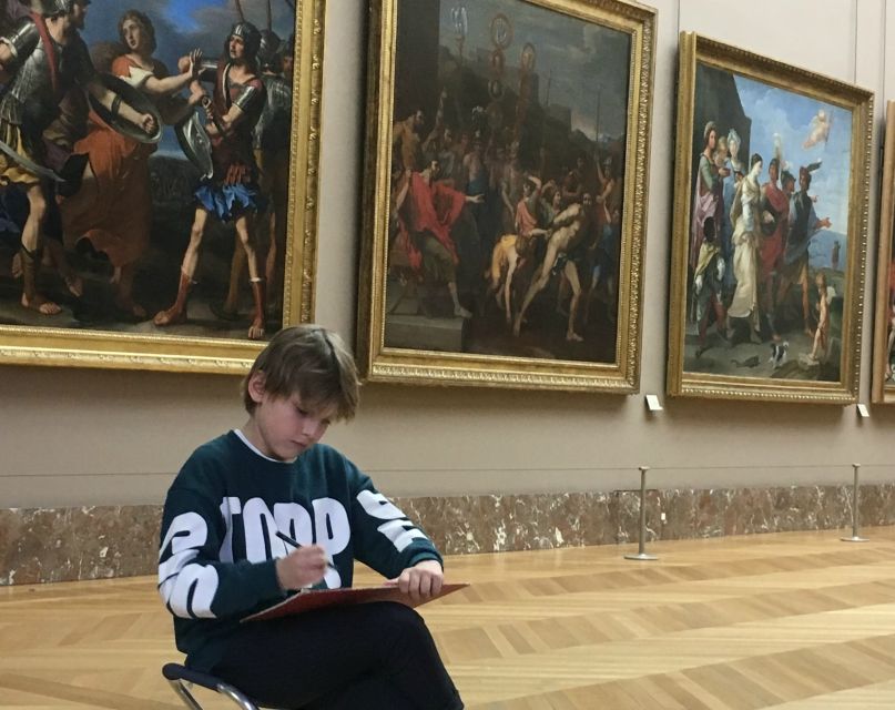 Louvre Museum Child-Friendly Private Tour for Families - Meeting the guide beneath the Louvre Pyramid