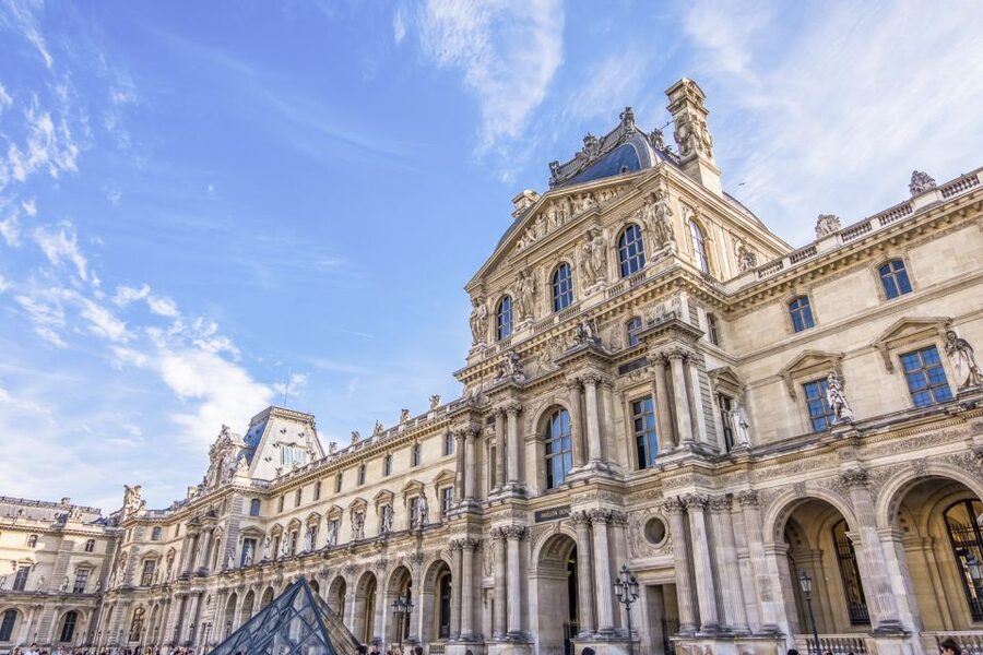 Louvre Museum Child-Friendly Private Tour for Families - The artists you will meet along the way