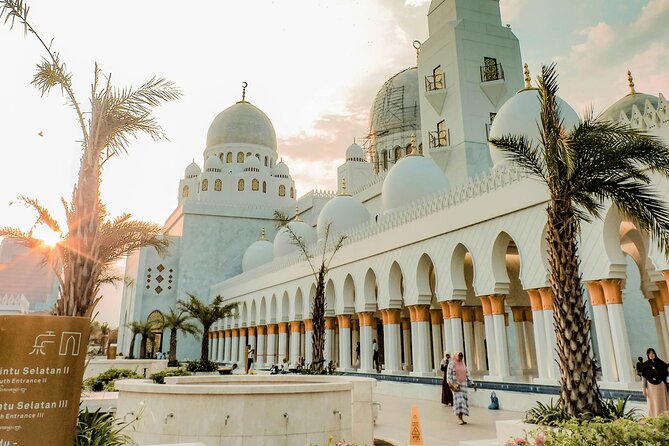Louvre Museum Grand Mosque Abu Dhabi Private Guided Tour - Booking details worth checking before you go