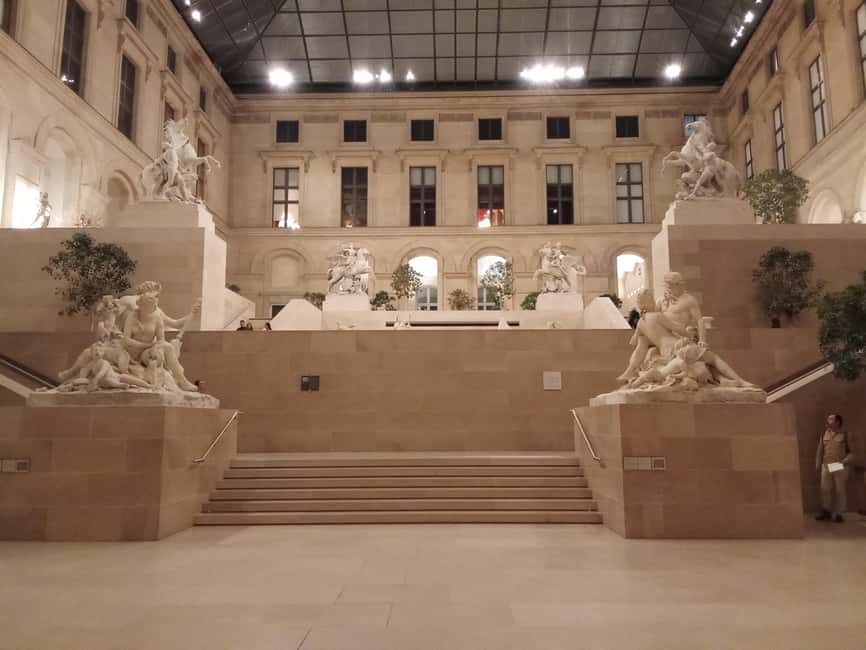 Louvre Museum Guided Tour - Lesser-known works and stories worth your attention